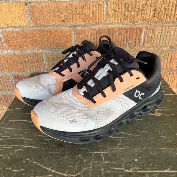 On Running Cloudrunner 2 Women’s Size 10.5 Gray Pink Black Running Shoes - Picture 1 of 9
